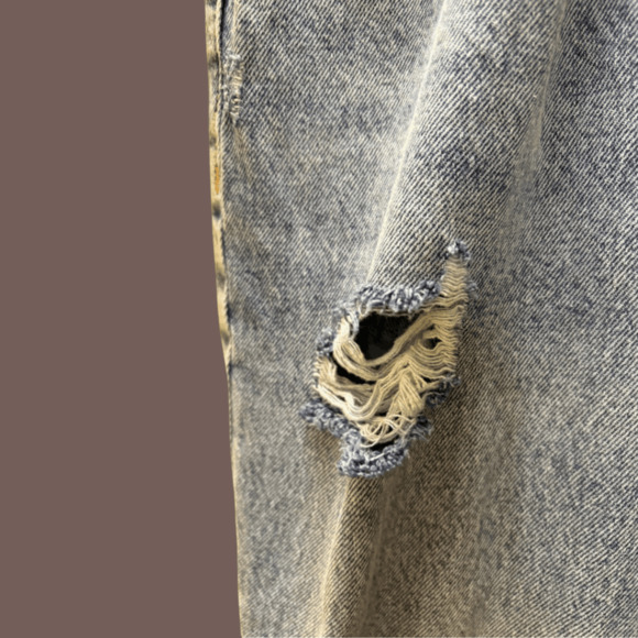 Old Navy OG Straight Jeans | Light Wash | Size 2 | Extra High Rise - Picture 5 of 6